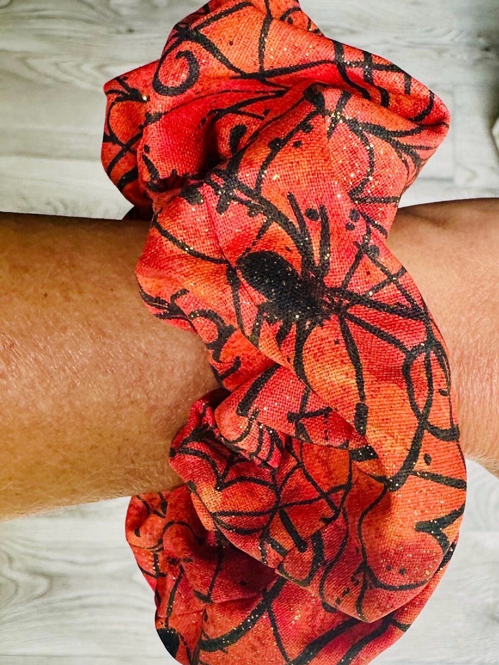 Spider Web Scrunchie - Picture 2 of 2